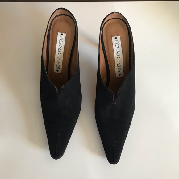 Donald J. Pliner Shoes - Donald J PLINER Black Suede Mules Shoe Size 7.5